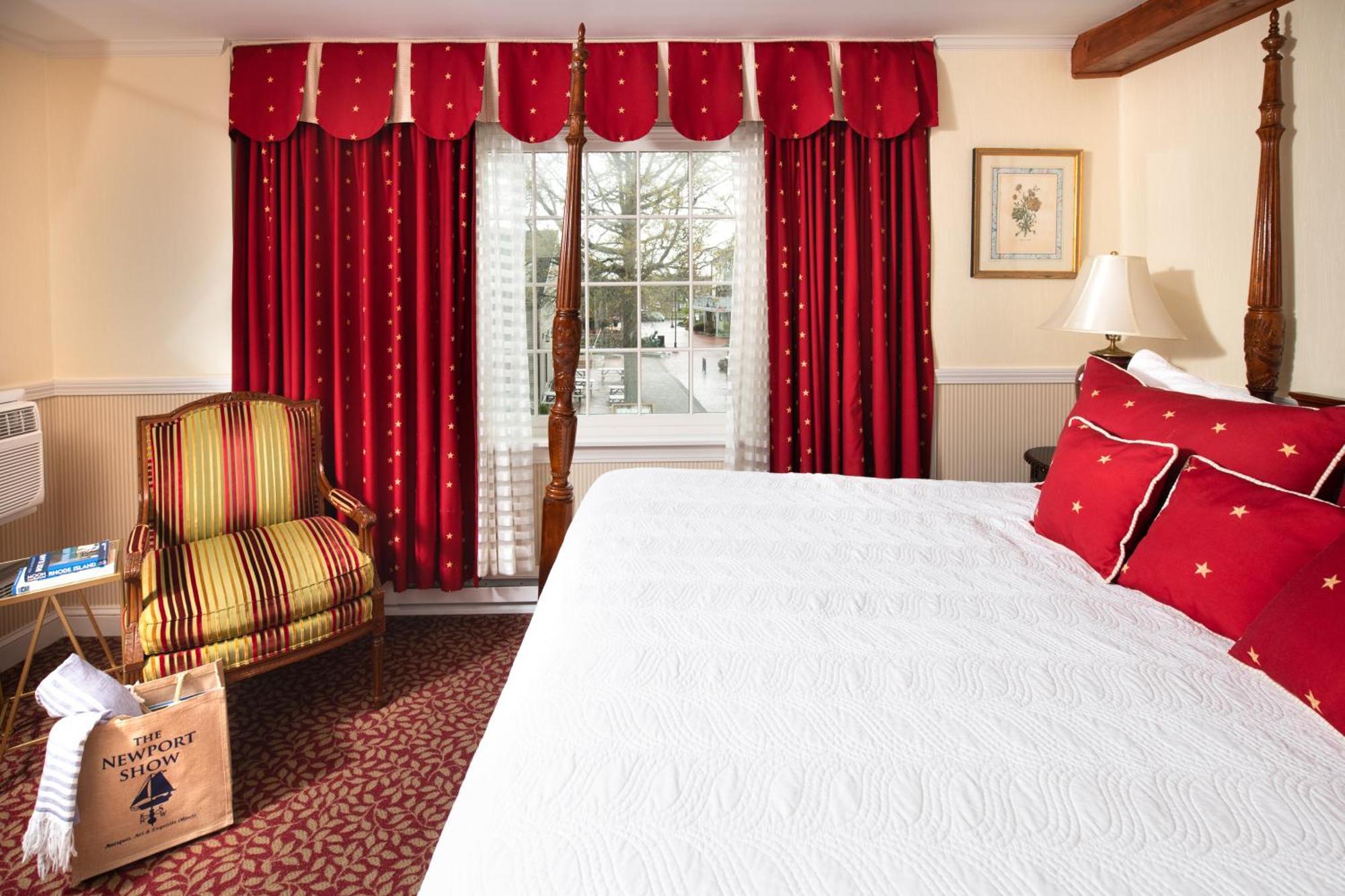 Deluxe King Room NOT Pet Friendly