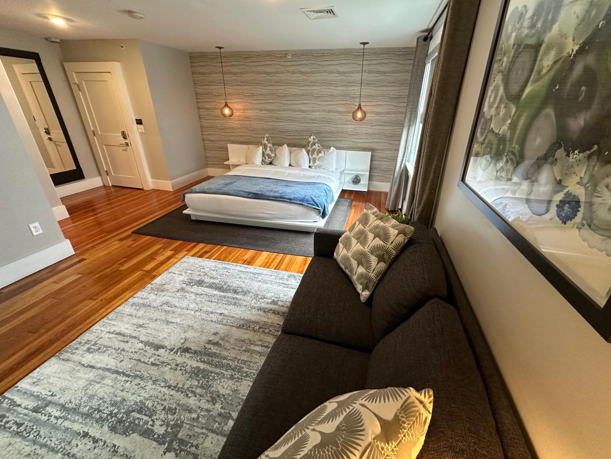 Deluxe Quadruple Room
