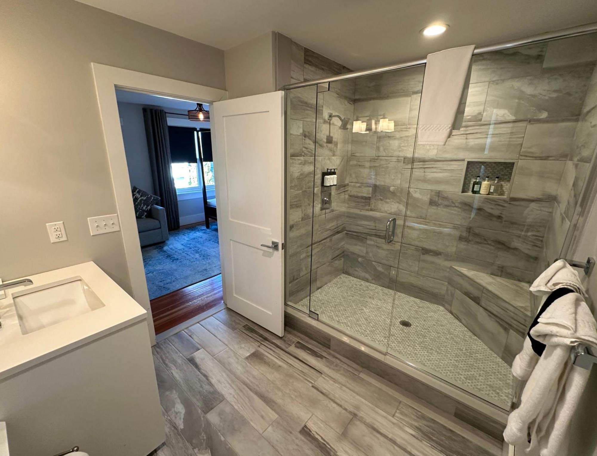 Luxury Triple Room