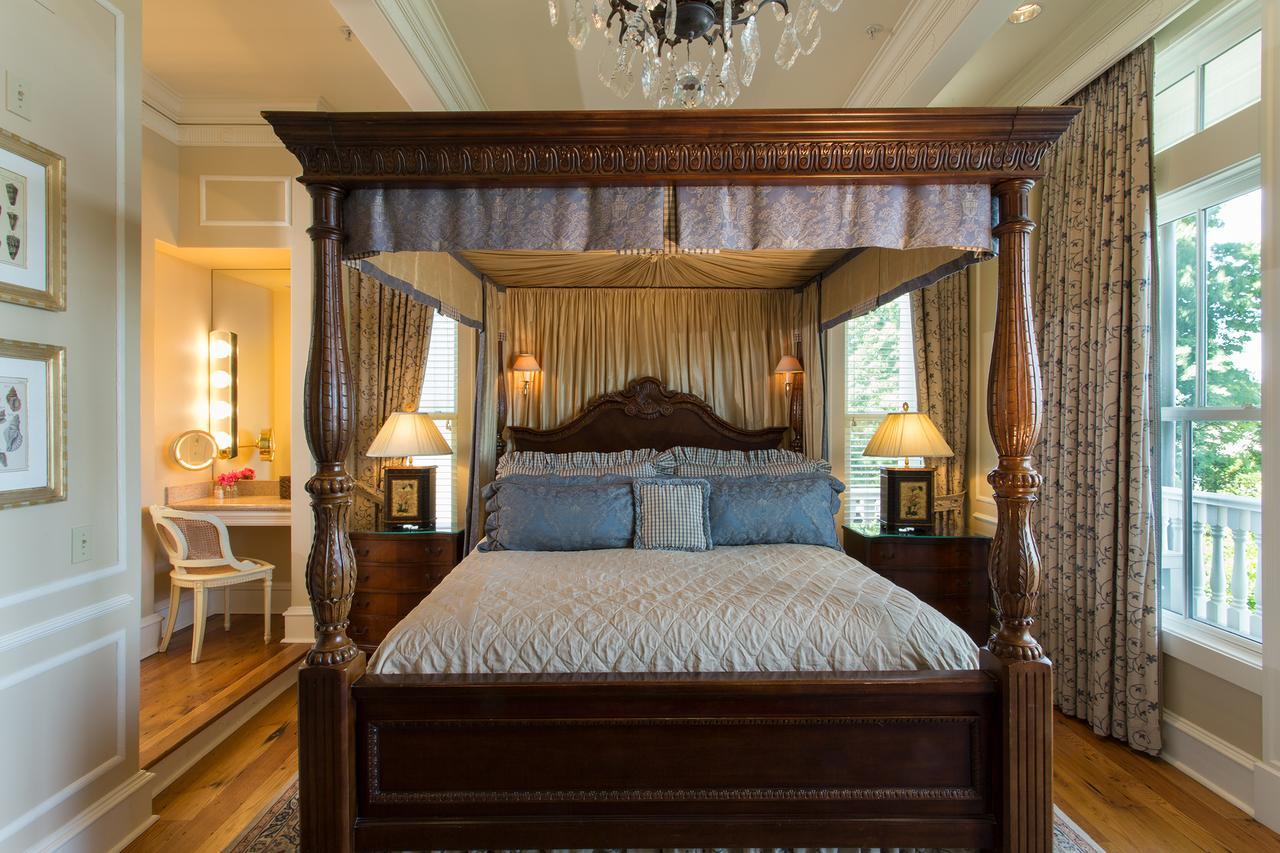 Martha's Vineyard Ocean Villa
