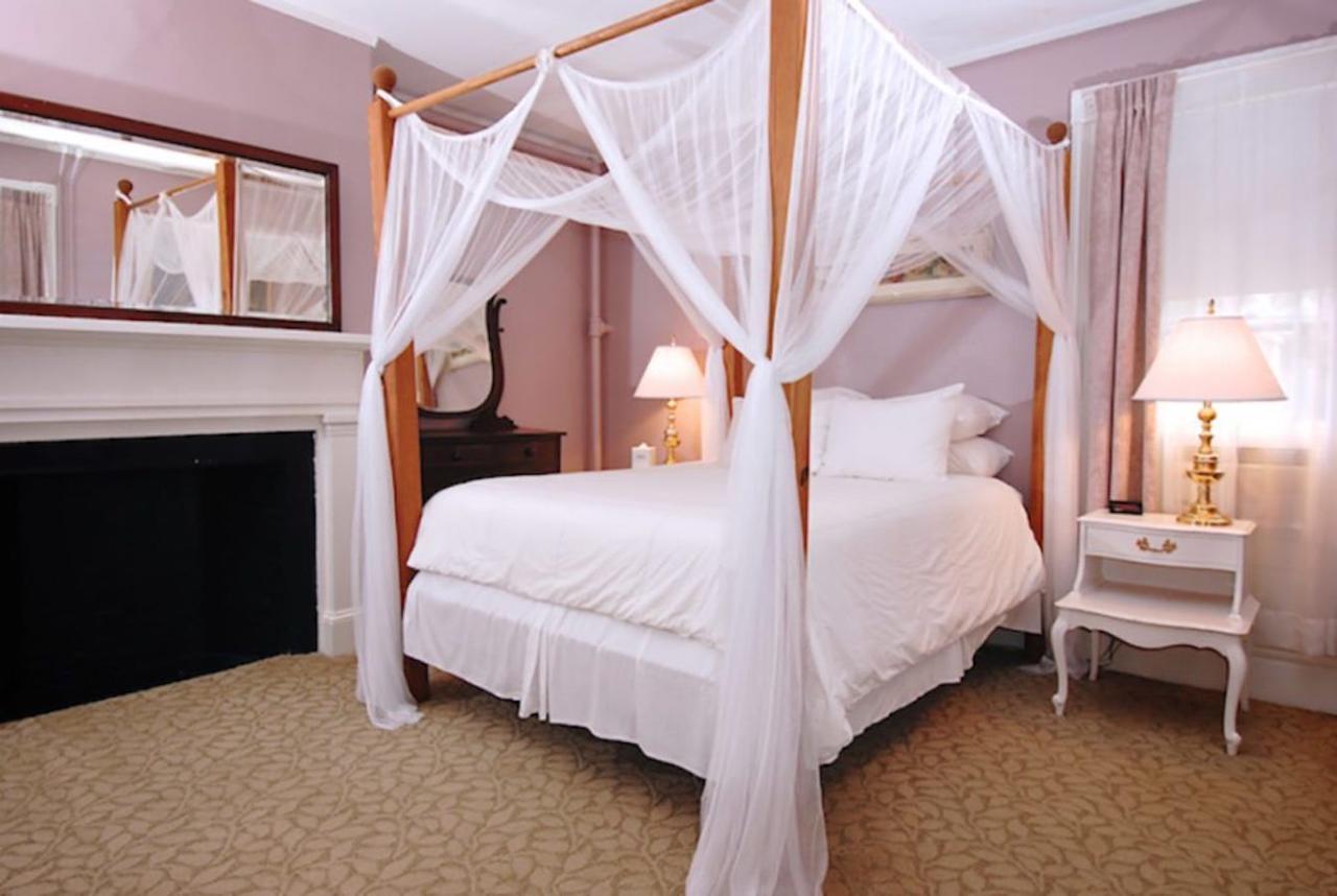 Superior One Queen Bed