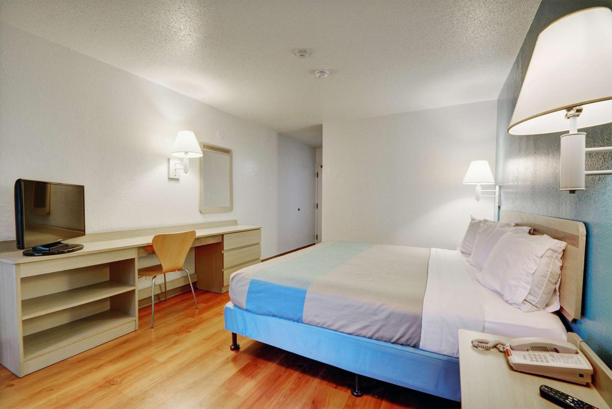 King Room Non-Smoking