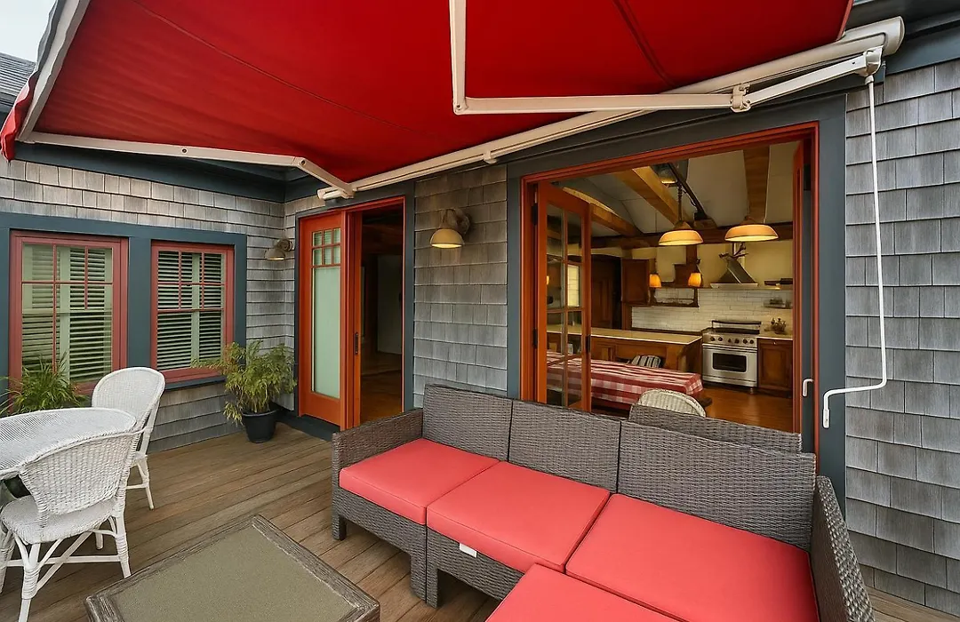 Magical Post And Beam Loft Downtown Newport!-1