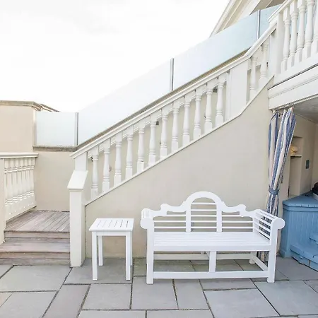 The Chanler At Cliff Walk-2