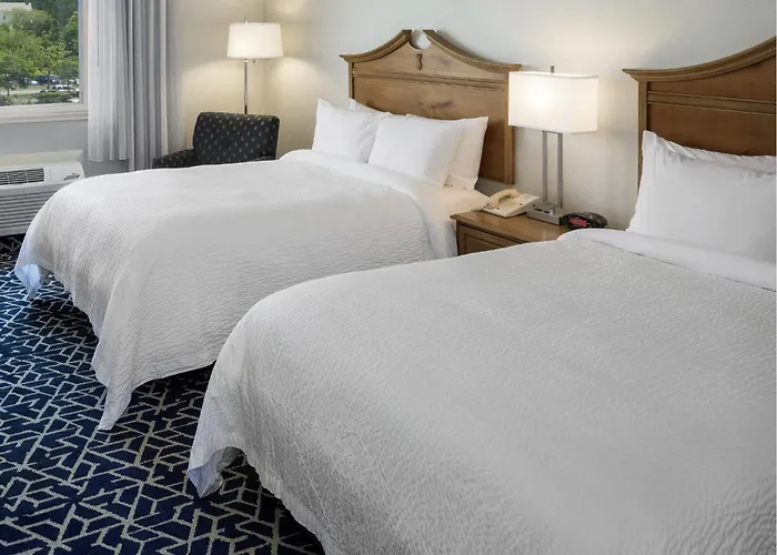 Newport Ri HotelsHarbor & Marina