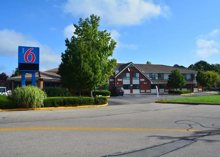 Newport Ri HotelsMotel 6-, Ri